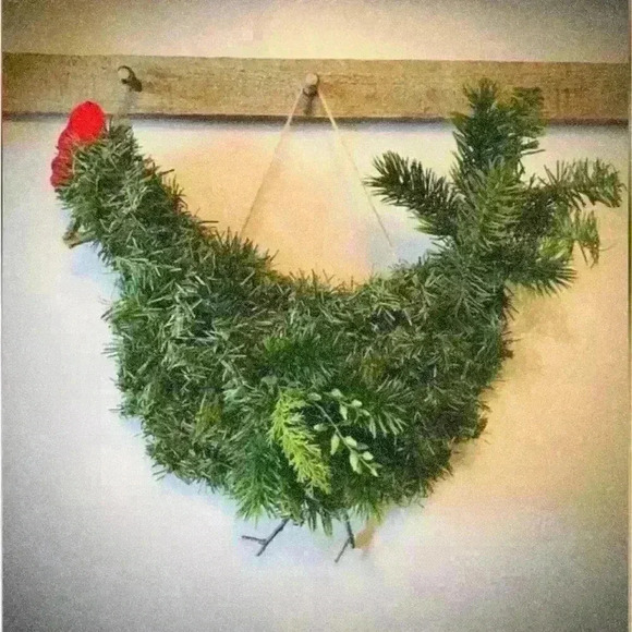 Handmade Chicken Christmas Wreath - Picture 5 of 5